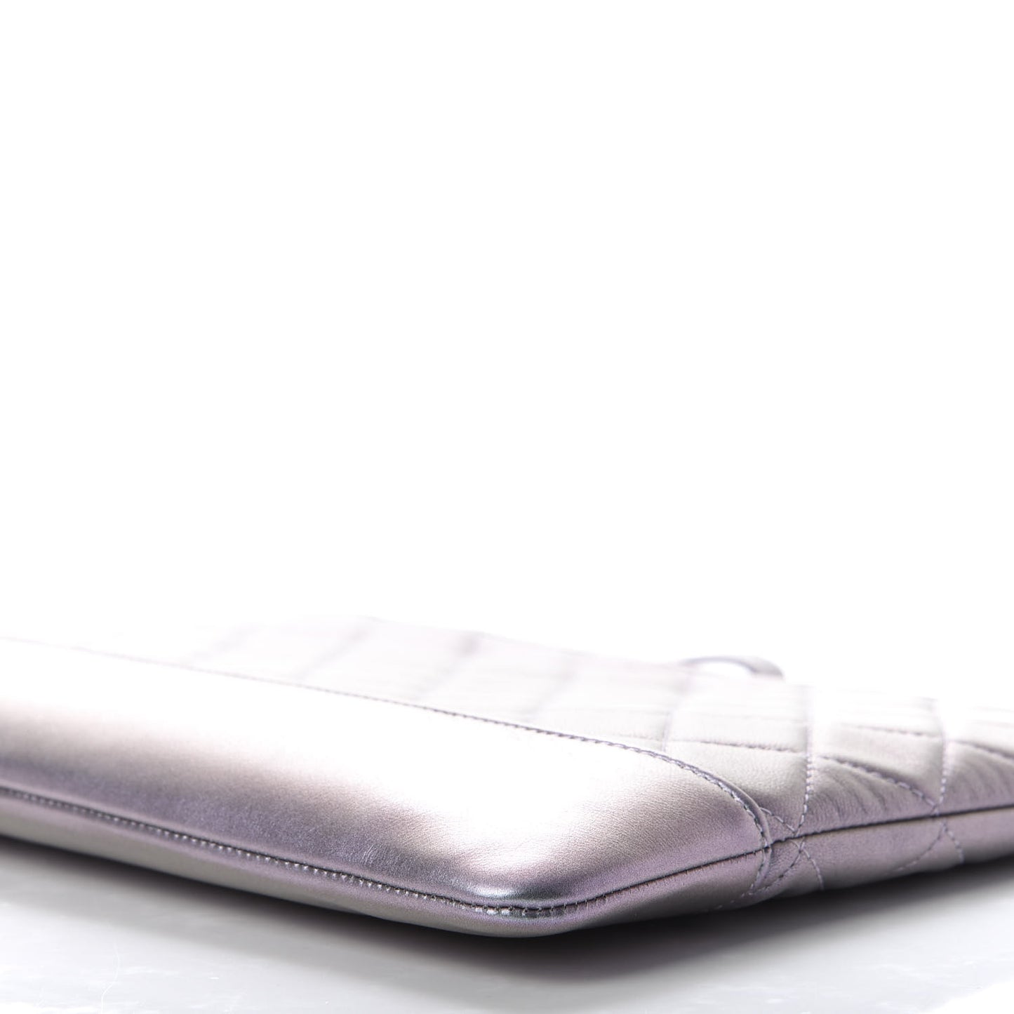 Iridescent Lambskin Quilted Medium Gabrielle Cosmetic Case Light Purple
