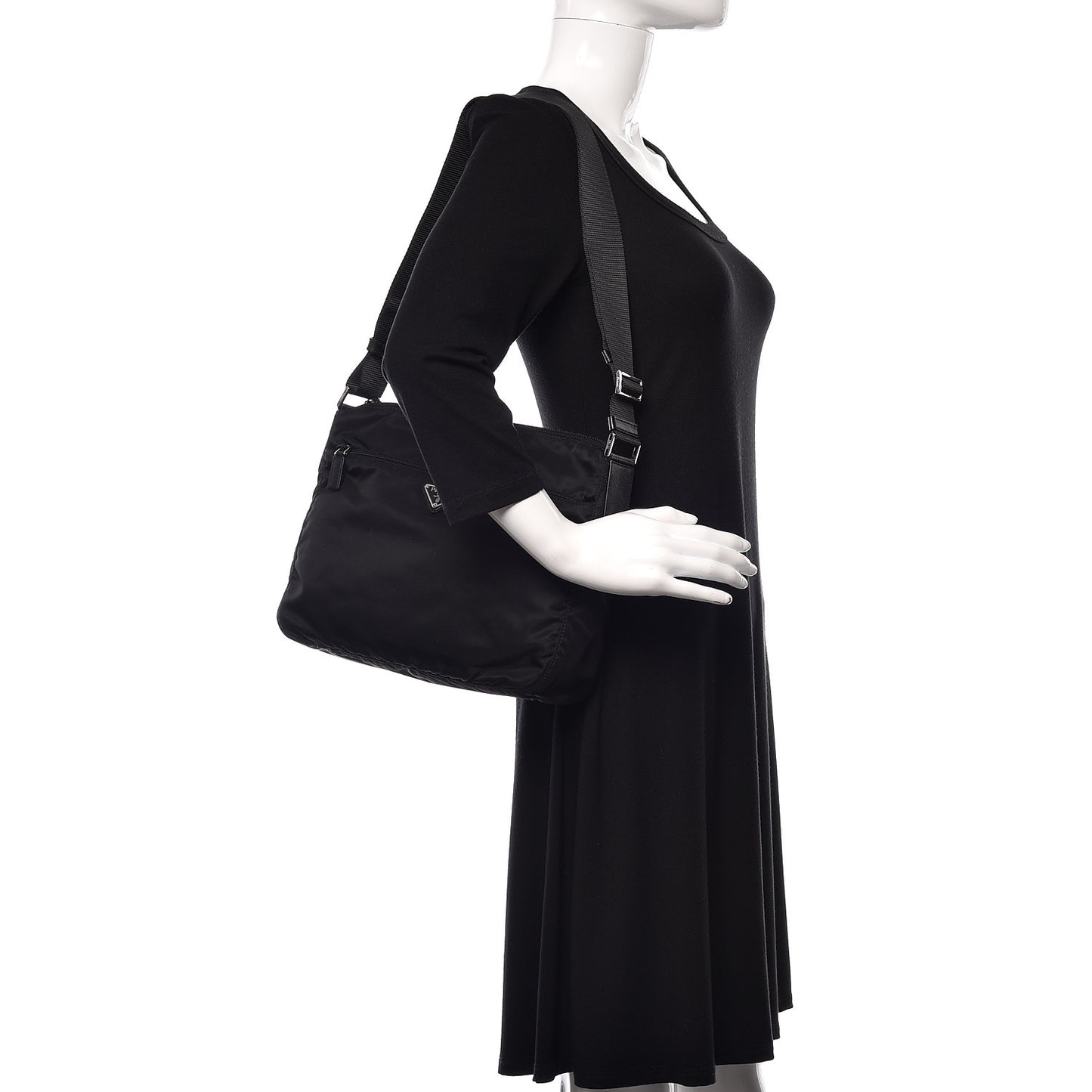 Nylon Flat Messenger Bag Black