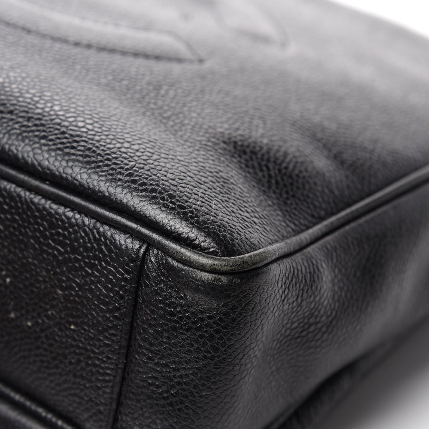 Caviar Flap Shoulder Bag Black
