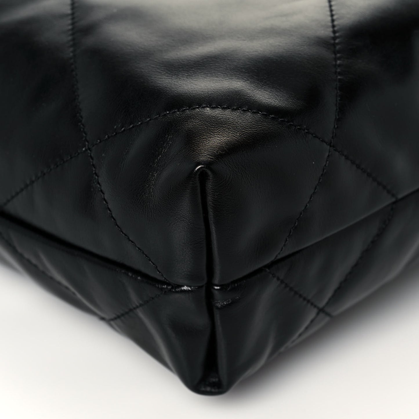 Shiny Calfskin Quilted Small Chanel 22 Black