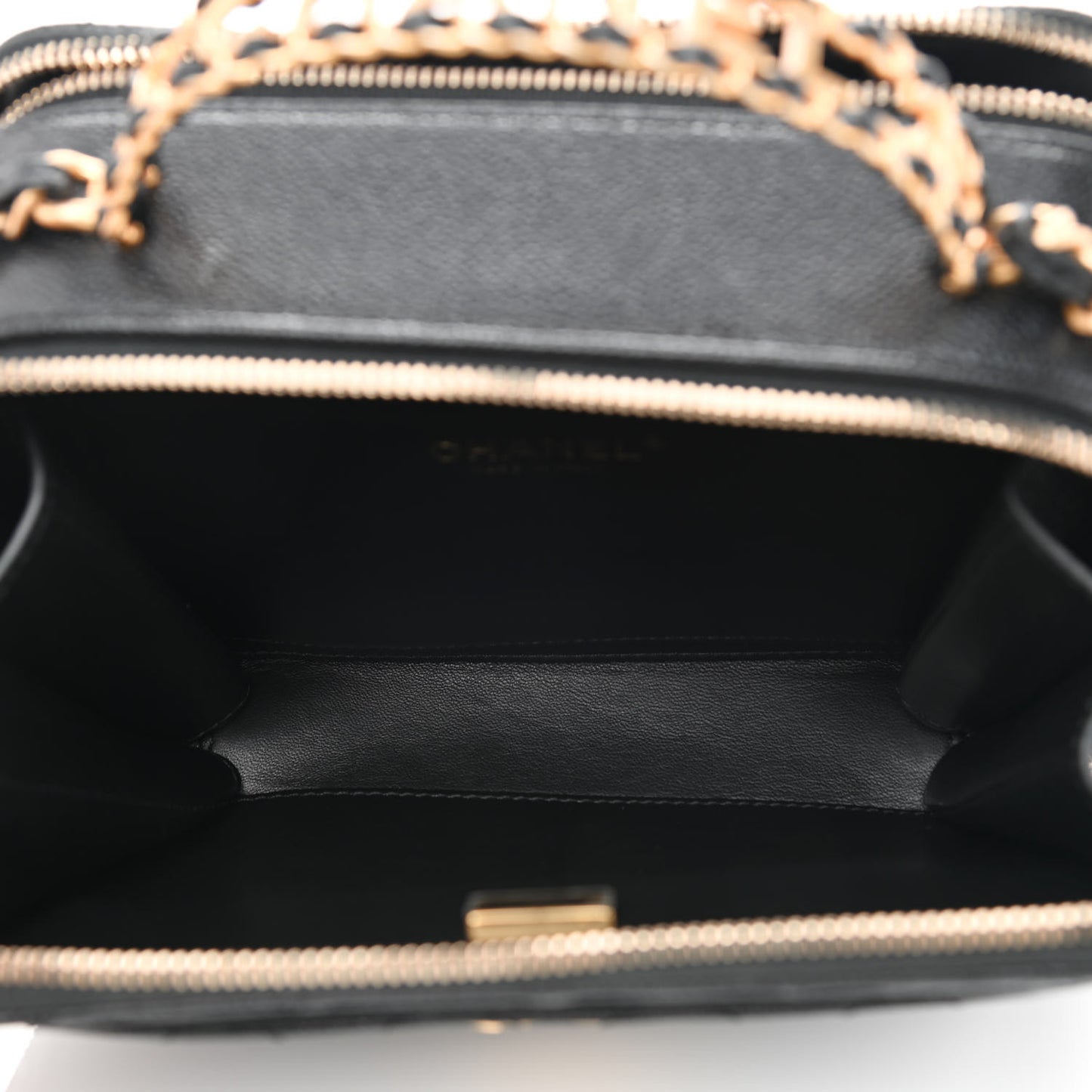 Caviar Quilted Small Pick Me Up Vanity Case Black