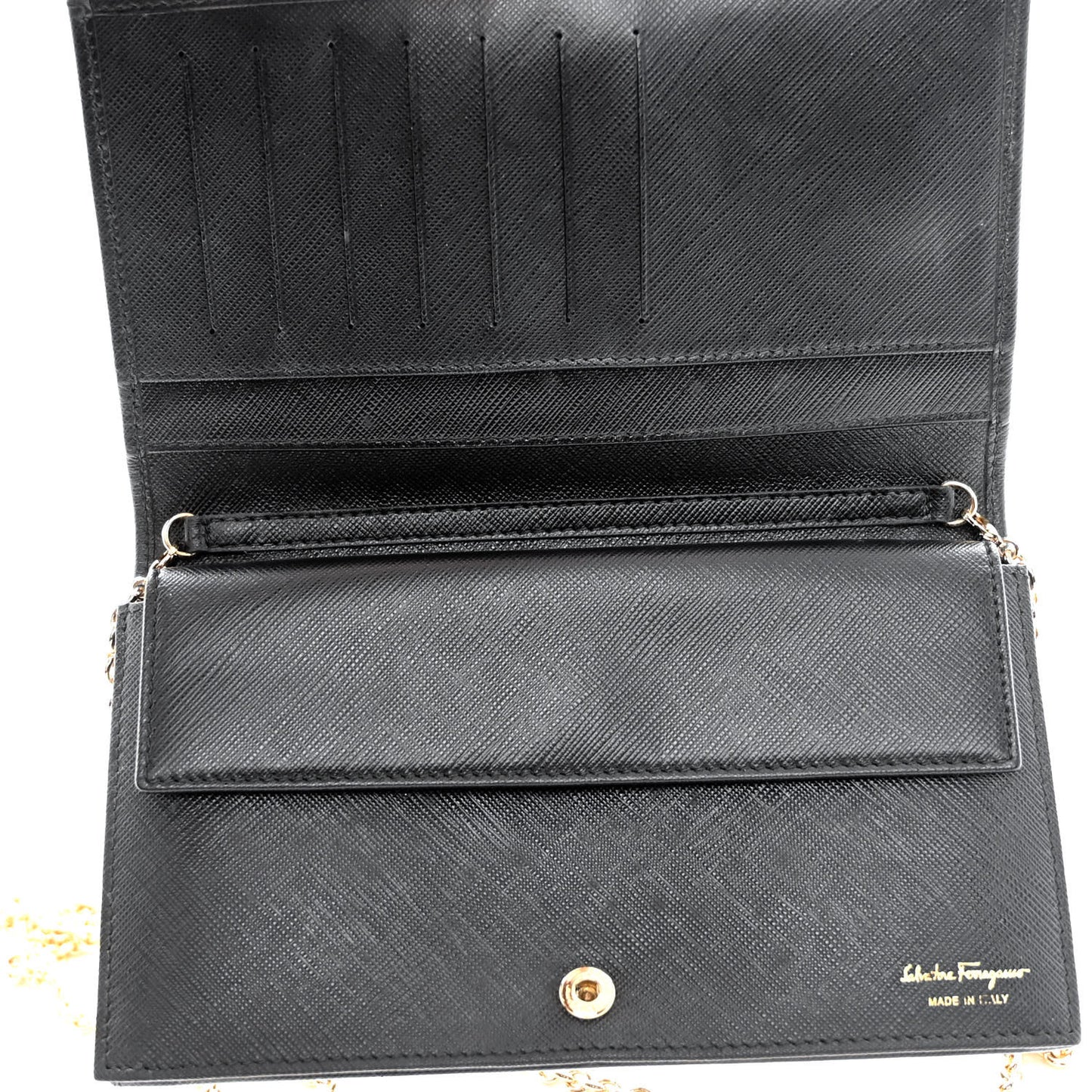 Calfskin Vara Wallet On Chain Black