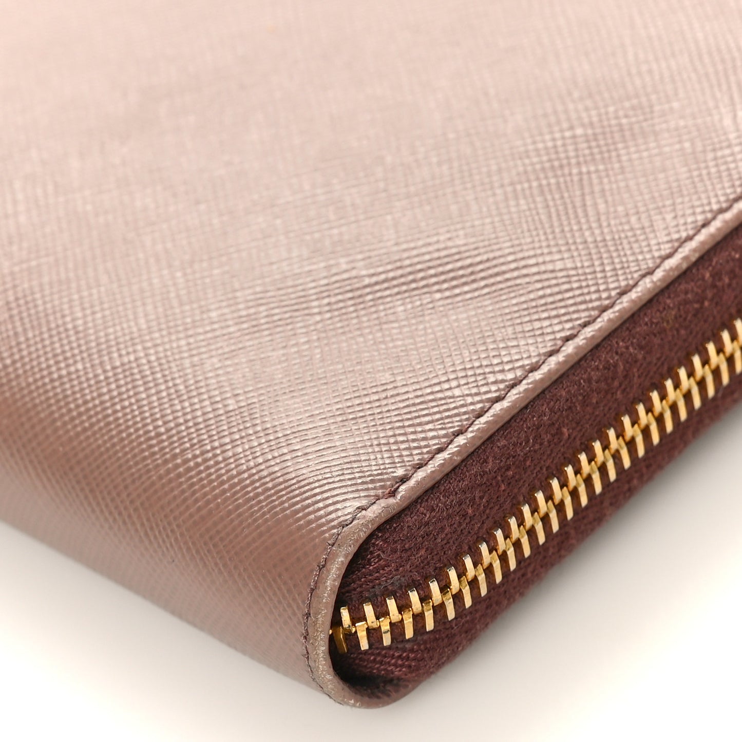 Saffiano Metal Zip Around Wallet Cammeo