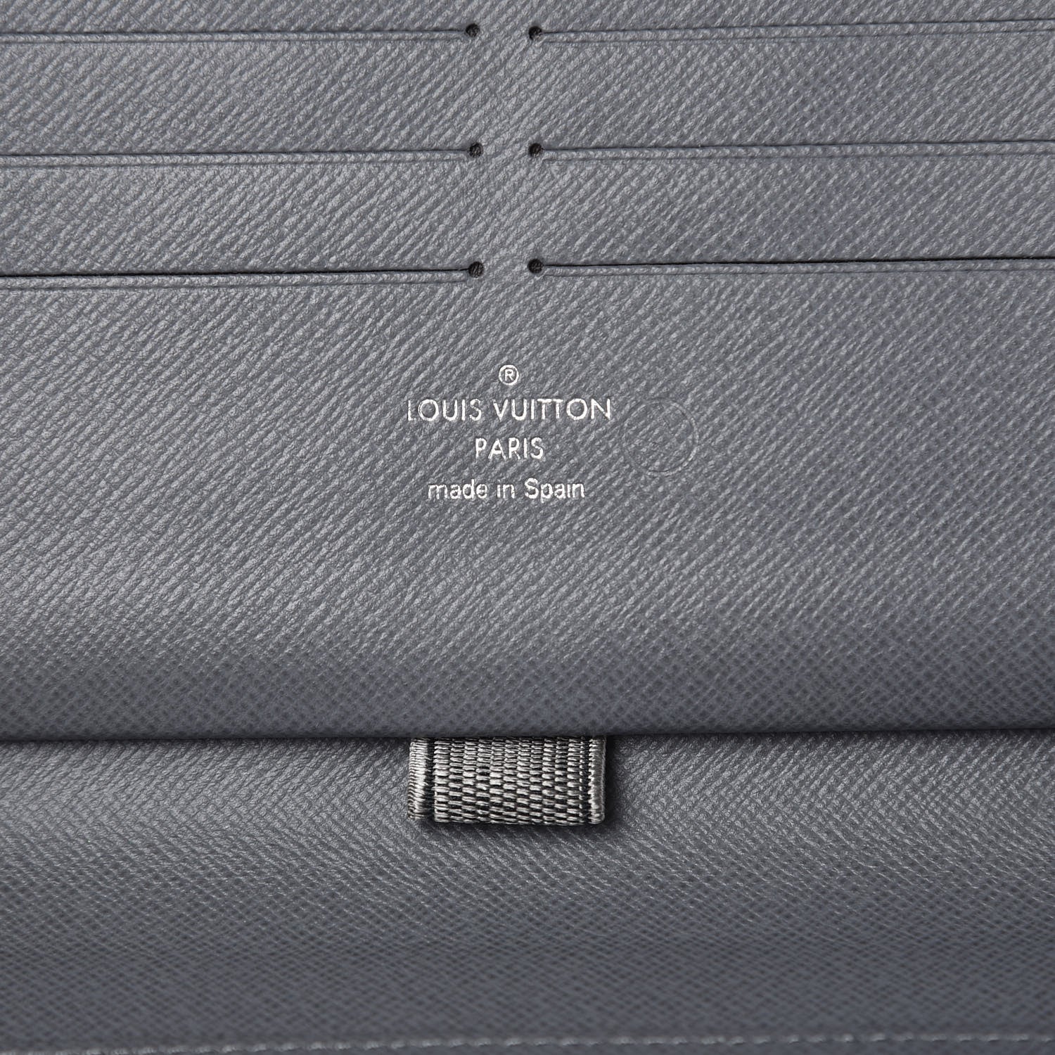 Louis Vuitton Taiga Zippy Organizer Wallet Glacier 6 of 6