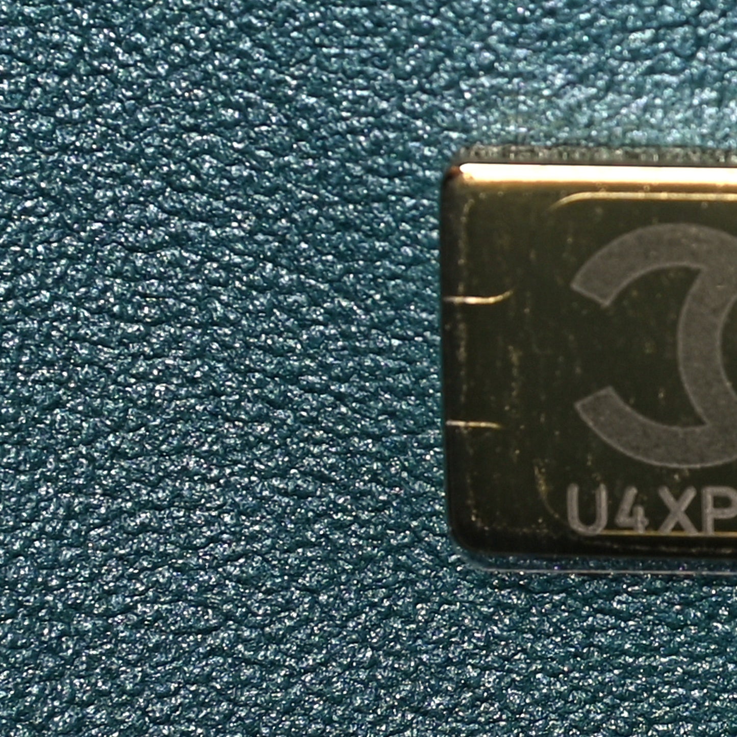 Iridescent Caviar Quilted Medium Double Flap Green