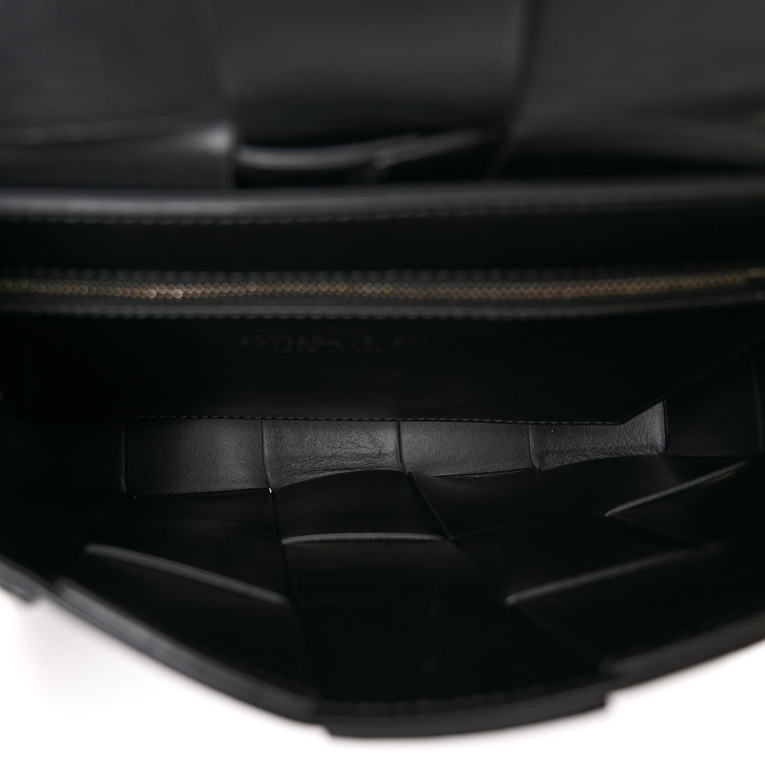 Bottega Veneta Lambskin Maxi Intrecciato Speed Cassette Crossbody Bag Black 5 of 9