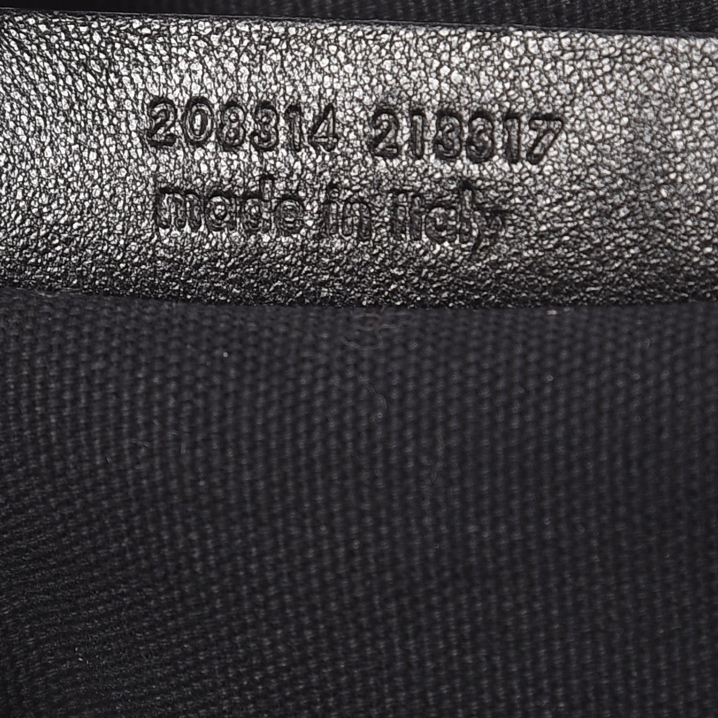 Pebbled Lambskin Medium Easy Sac Black