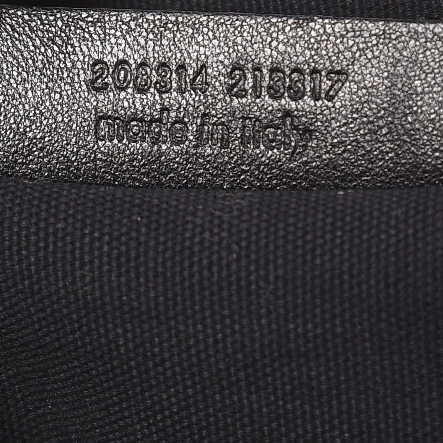 Saint Laurent Pebbled Lambskin Medium Easy Sac Black 7 of 23