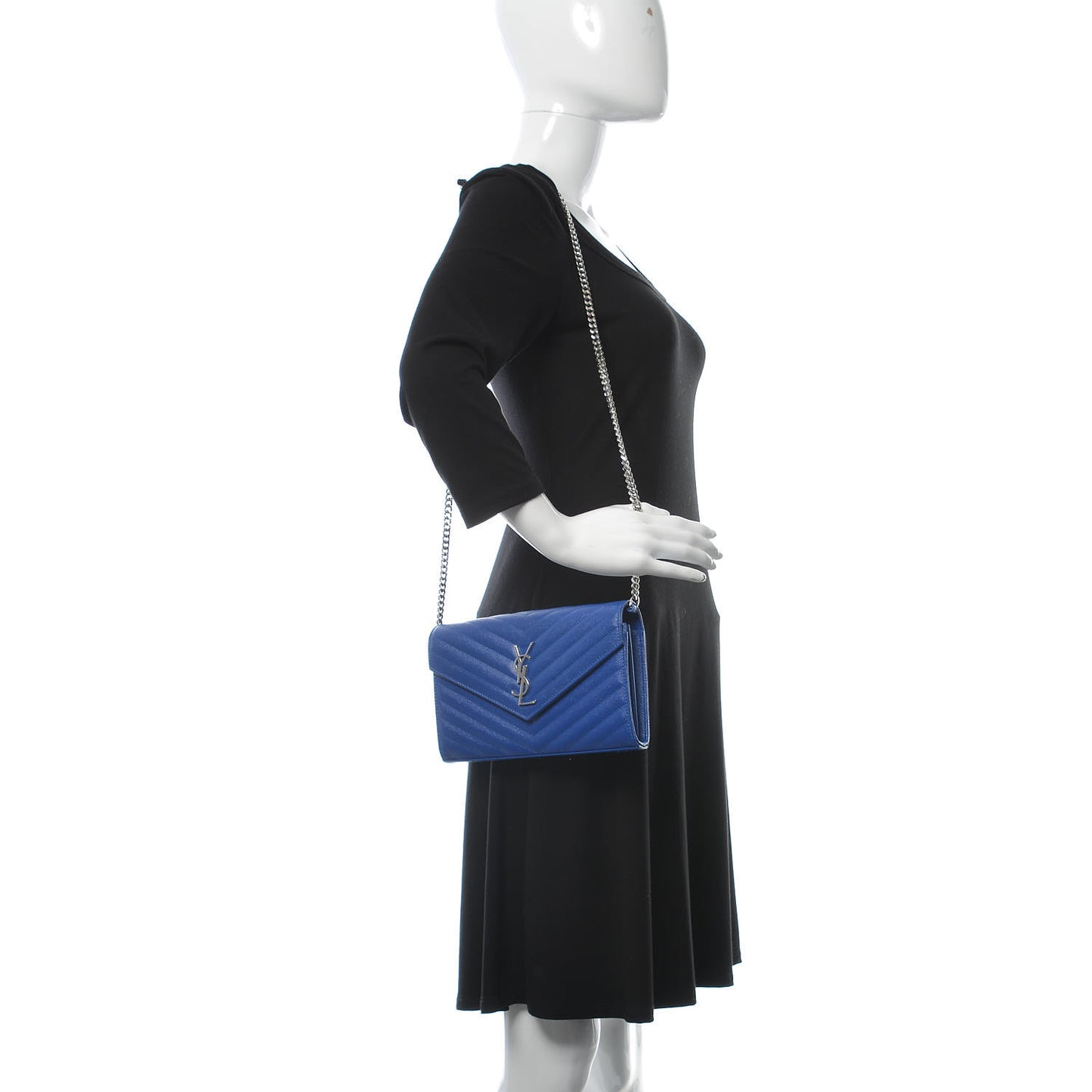 Grain De Poudre Matelasse Chevron Monogram Chain Wallet Blue Majorelle