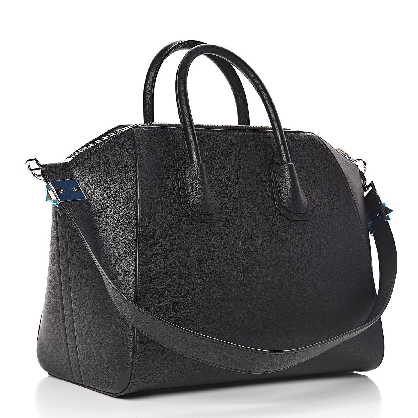 Sugar Goatskin Medium Antigona Black