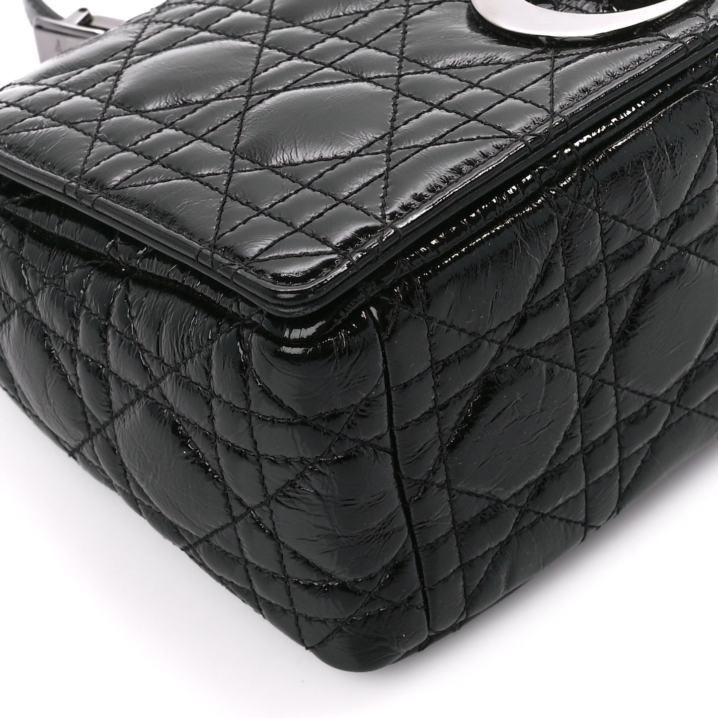 Crinkled Patent Lambskin Cannage Medium Caro Bag Black