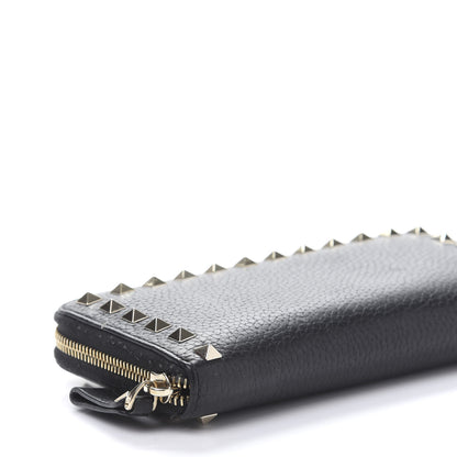 Valentino Garavani Pebbled Calfskin Rockstud Zip Around Wallet Black 6 of 12