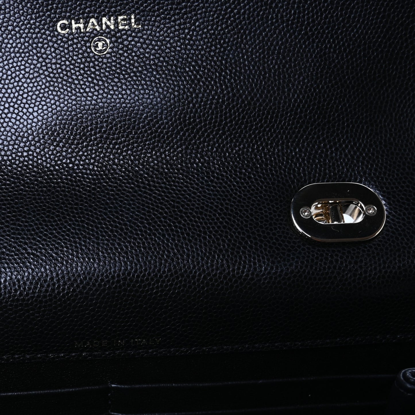 Caviar Quilted Retro Mini Twist Top Handle Clutch Flap Black