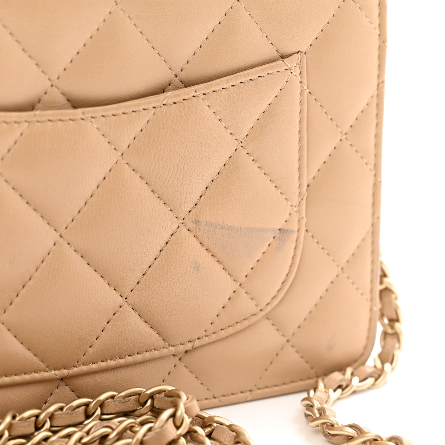 Lambskin Quilted Wallet On Chain WOC Beige
