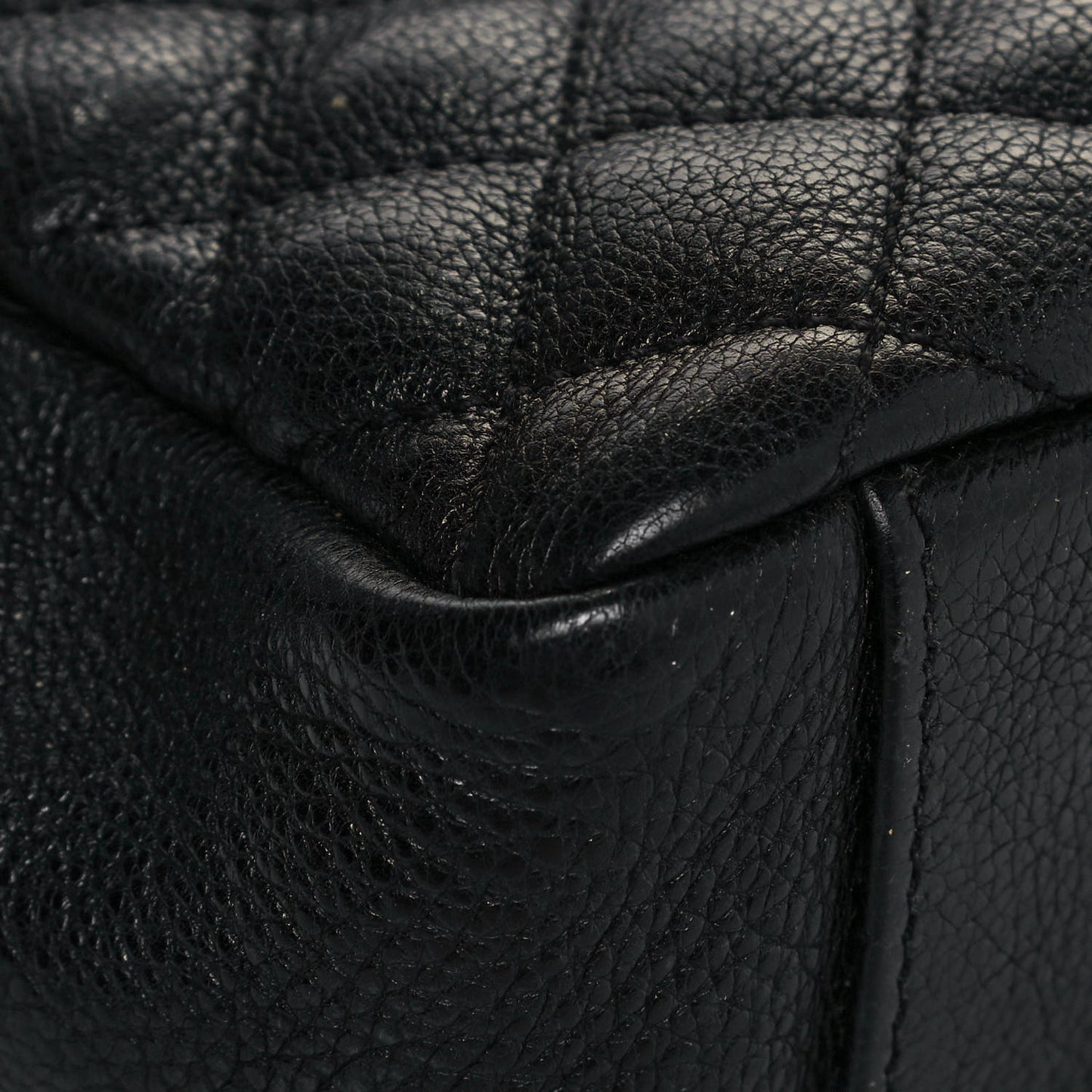 Sheepskin Tri-Quilt Monogram Medium College Bag Black