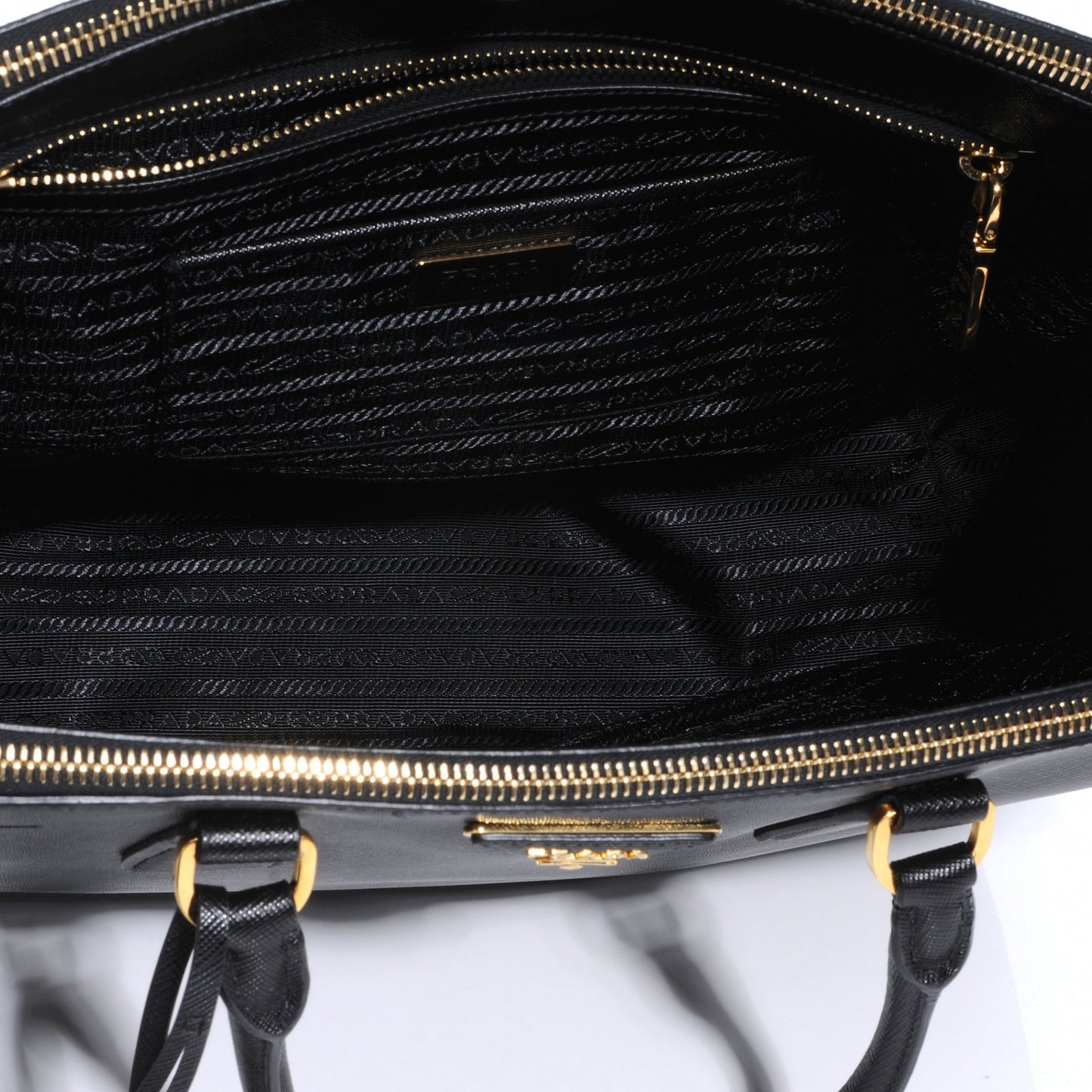 Saffiano Lux Medium Tote Nero Black