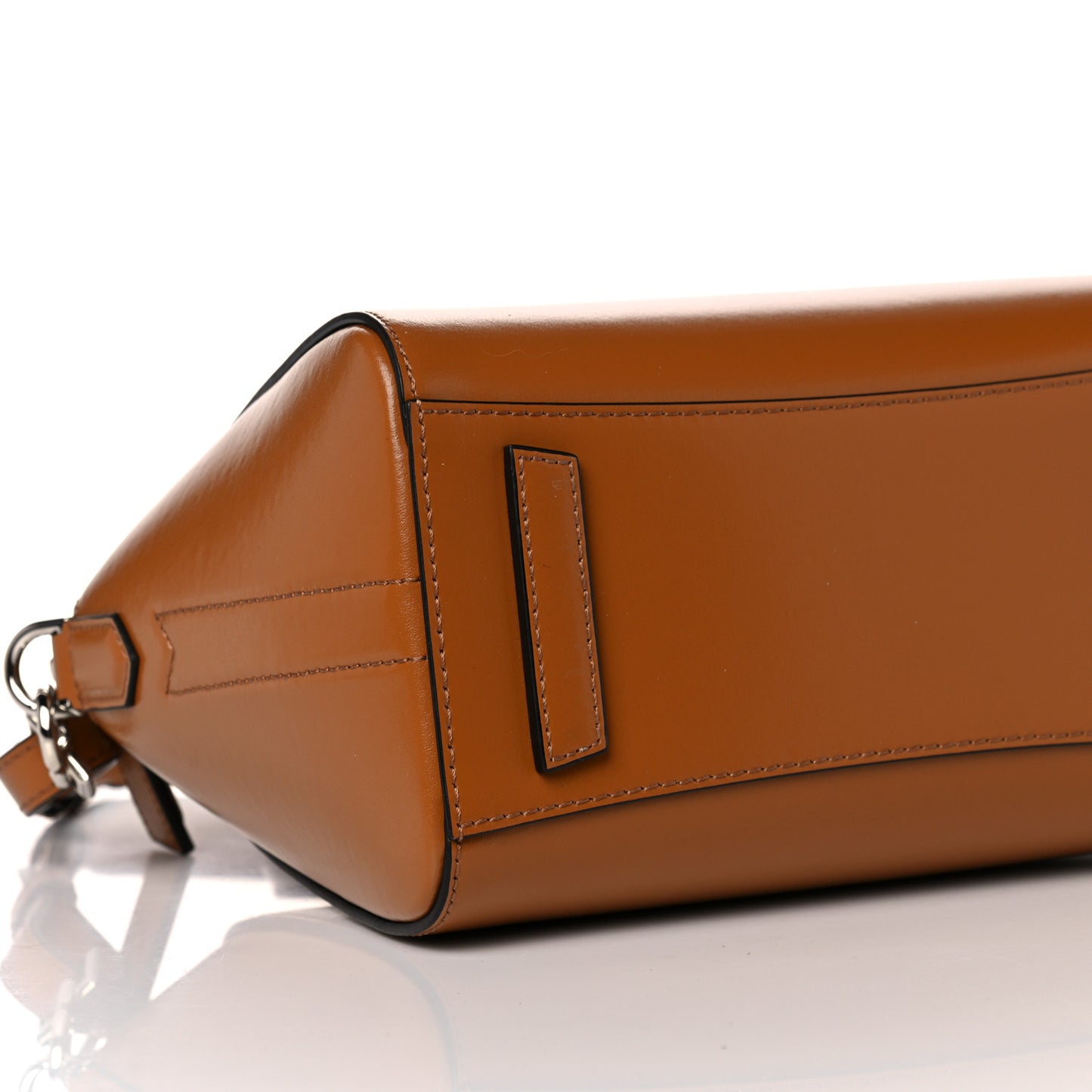 Shiny Lord Calfskin Mini Antigona Camel