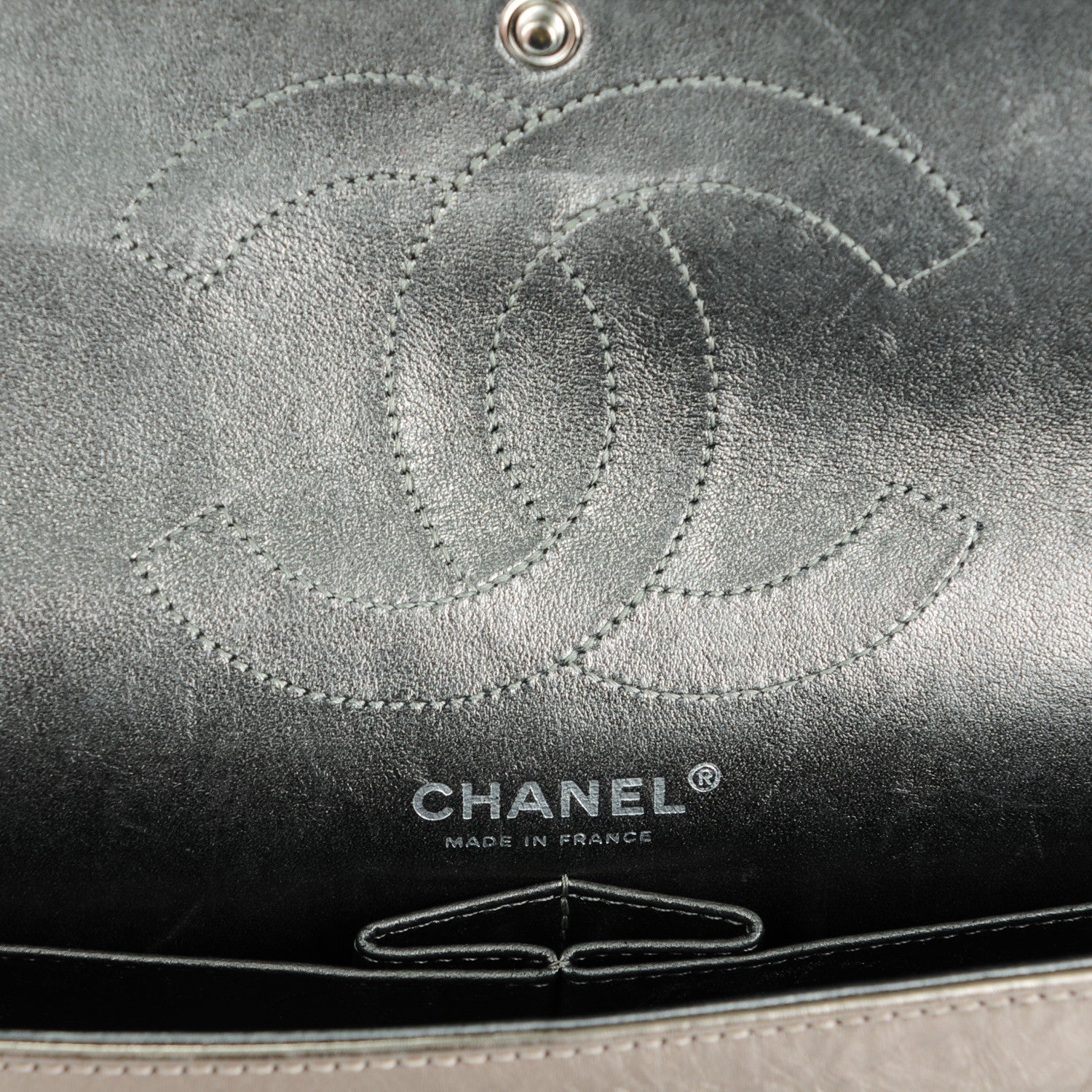Chanel Metallic Aged Calfskin Quilted 2.55 Reissue 226 Flap Gold 6 of 8