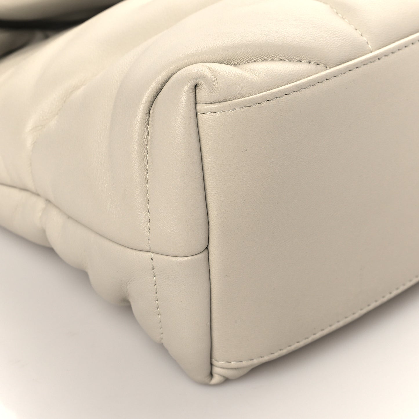 Lambskin Quilted Small Loulou Puffer Monogram Chain Satchel Blanc Vintage