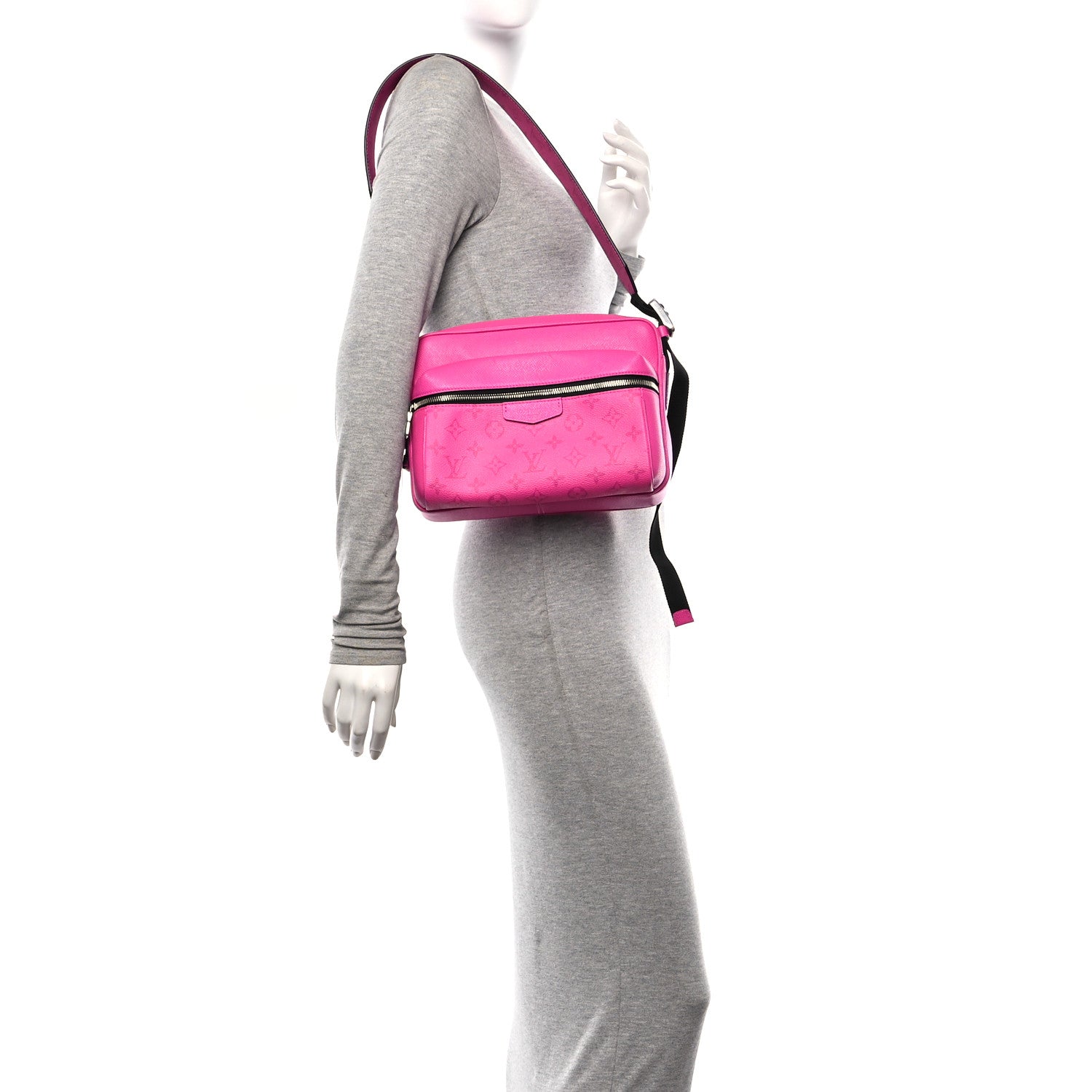 Louis Vuitton Taigarama Outdoor Messenger Fuchsia 2 of 13