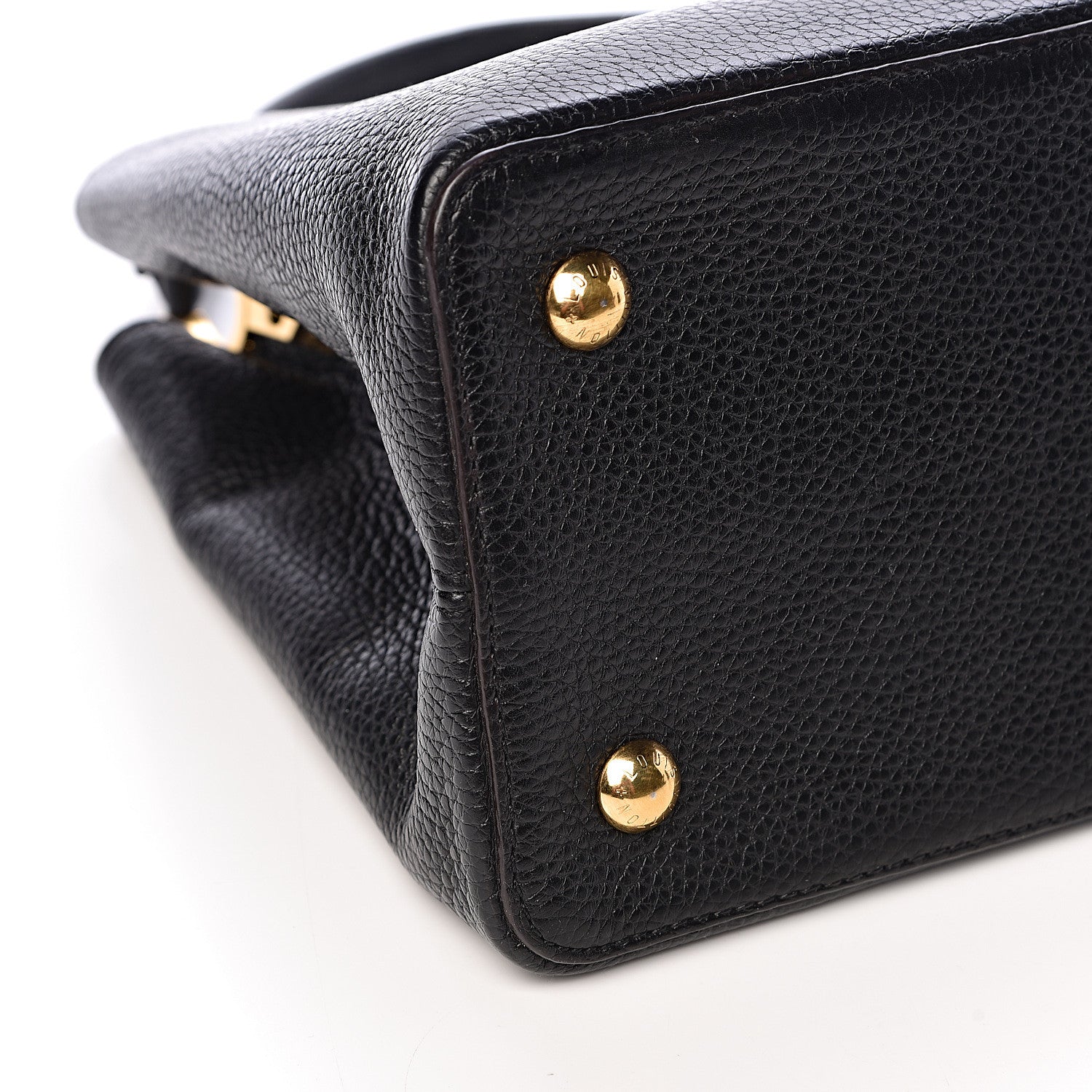 Louis Vuitton Taurillon Capucines MM Black 7 of 9