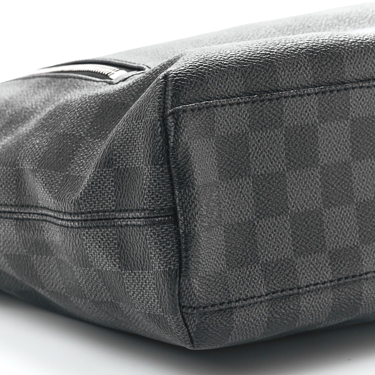 Louis Vuitton Damier Graphite Mick MM 9 of 10