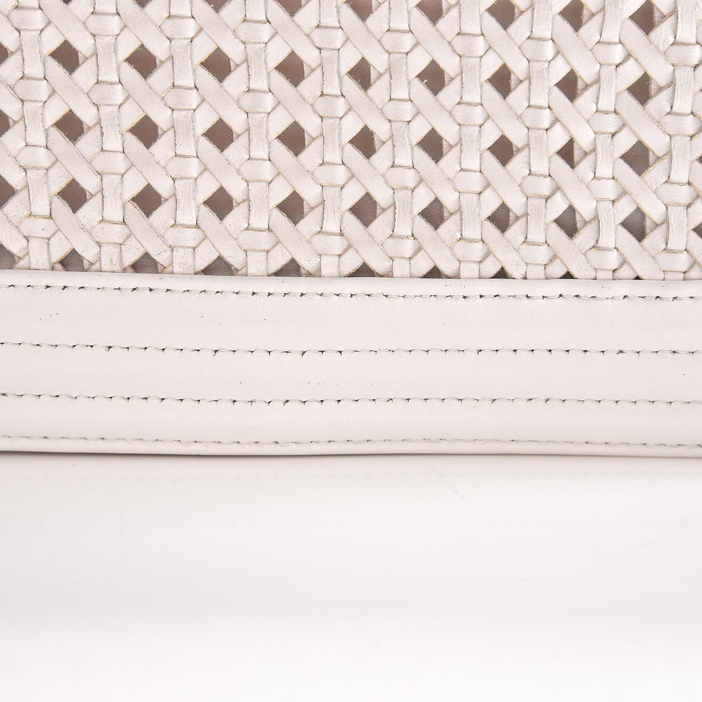 Sheepskin Braided Medium Boy Reverso Flap White
