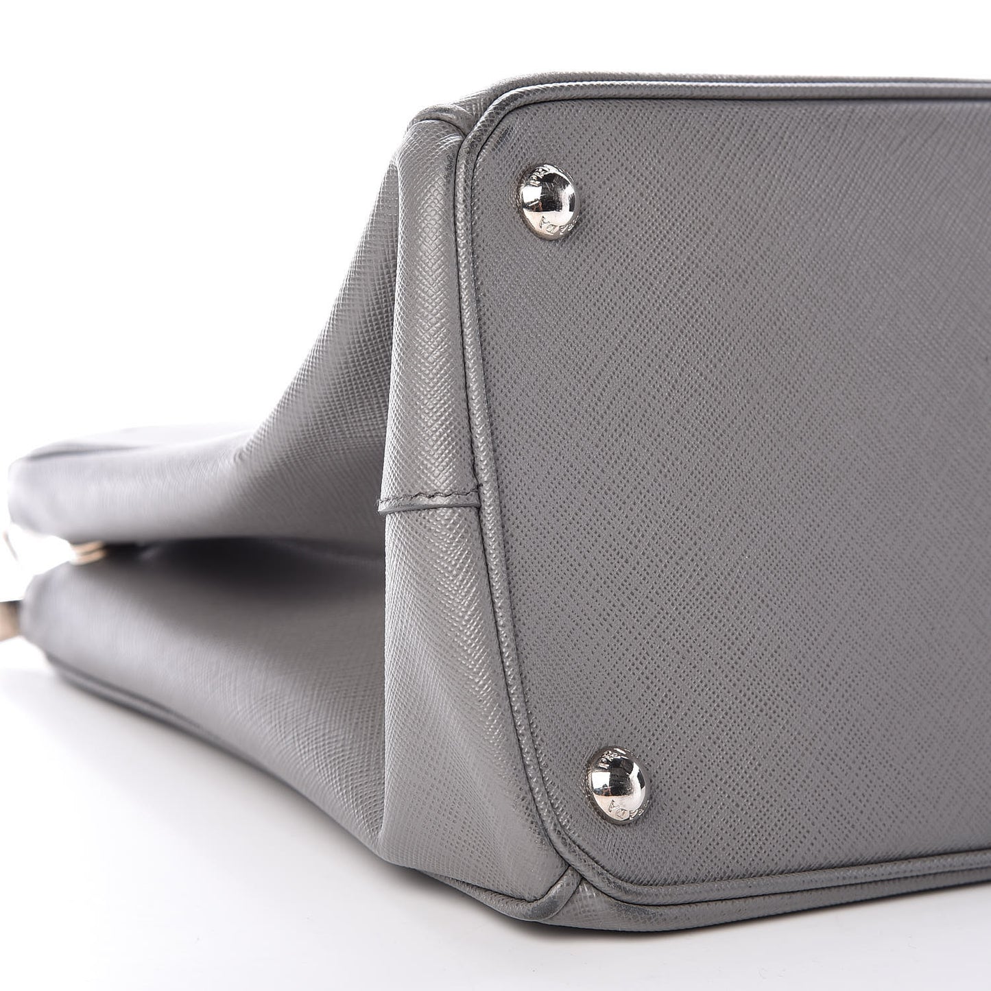 Saffiano Medium Galleria Double Zip Tote Marmo