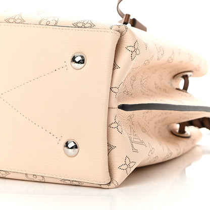 Louis Vuitton Mahina Muria Creme 9 of 10