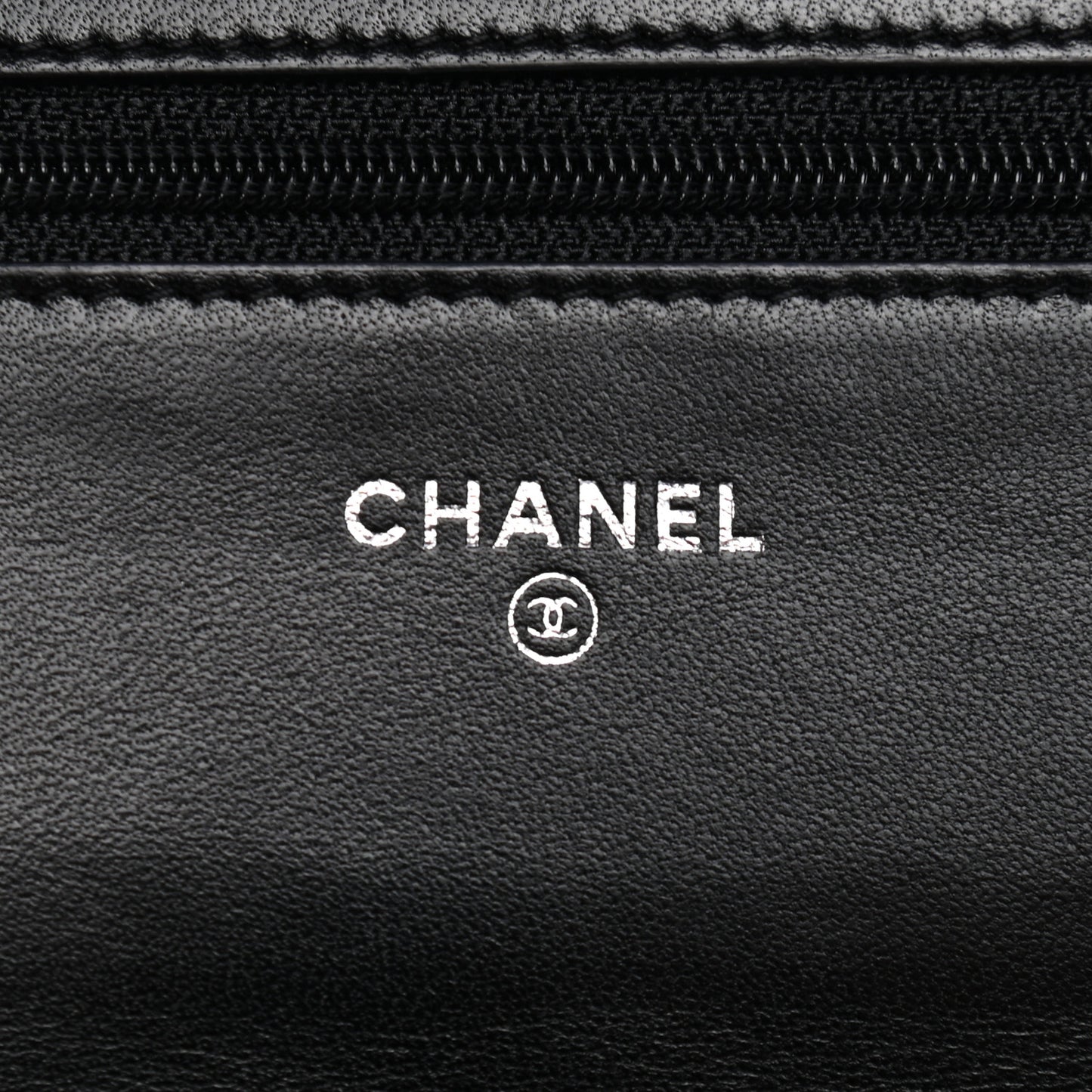 Lambskin Quilted Wallet On Chain WOC Black