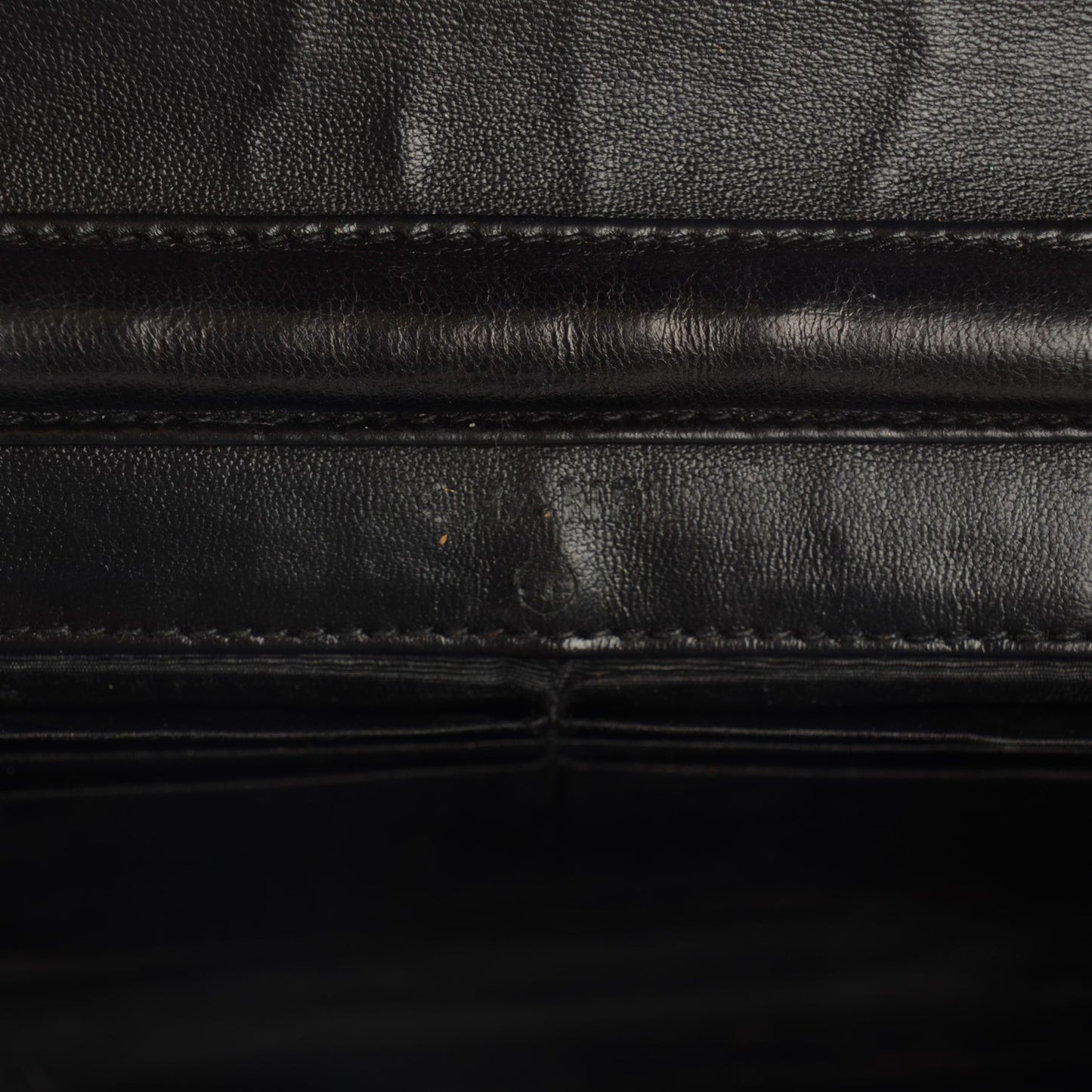 Caviar Timeless CC Wallet on Chain WOC Black