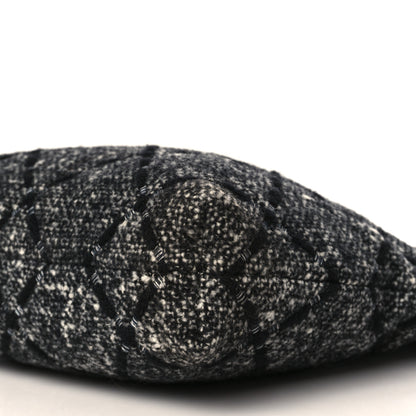 Chanel Tweed Quilted Chanel 22 Black Ecru 10 of 11