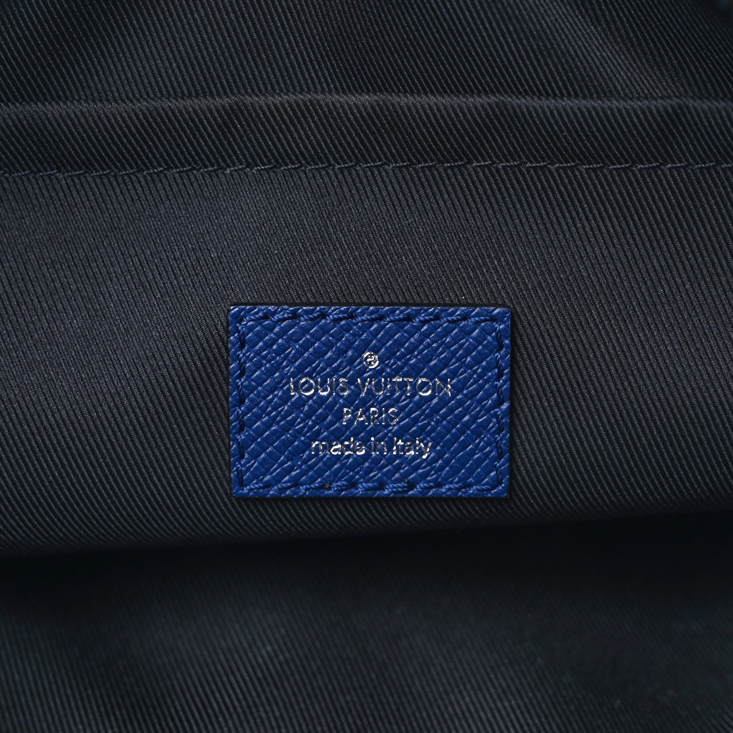 Louis Vuitton Taiga Monogram Outdoor Messenger Cobalt 6 of 10