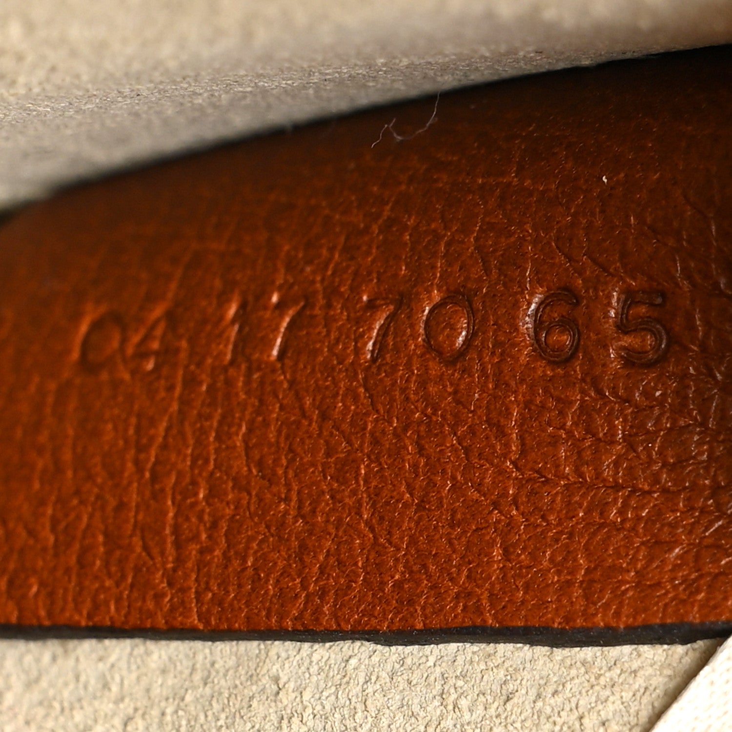 Chloe Calfskin Suede Medium Nile Bracelet Bag Caramel 6 of 18