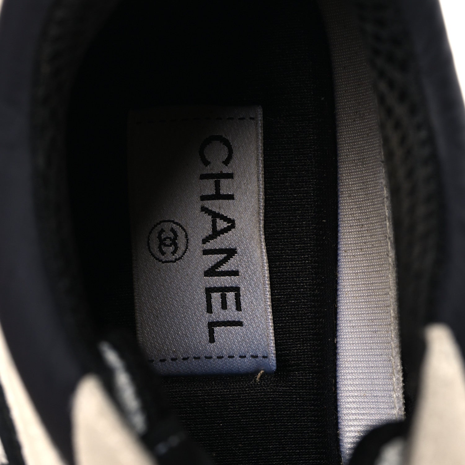 Chanel Mesh Suede Calfskin Grained Calfskin Womens CC Sneakers 41 White Black 10 of 11