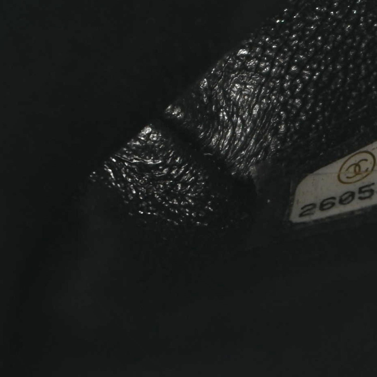 Metallic Crumpled Patent Calfskin Chevron Quilted Flap Clutch Black