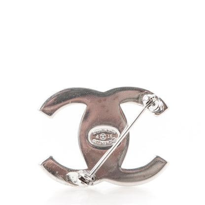 Chanel CC Turnlock Brooch Silver 3 of 4