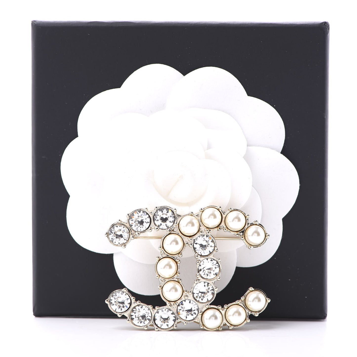 Crystal Pearl CC Dazzling Domino Brooch Gold