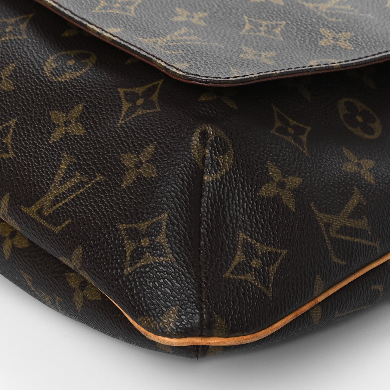 Louis Vuitton Monogram Musette GM 9 of 9