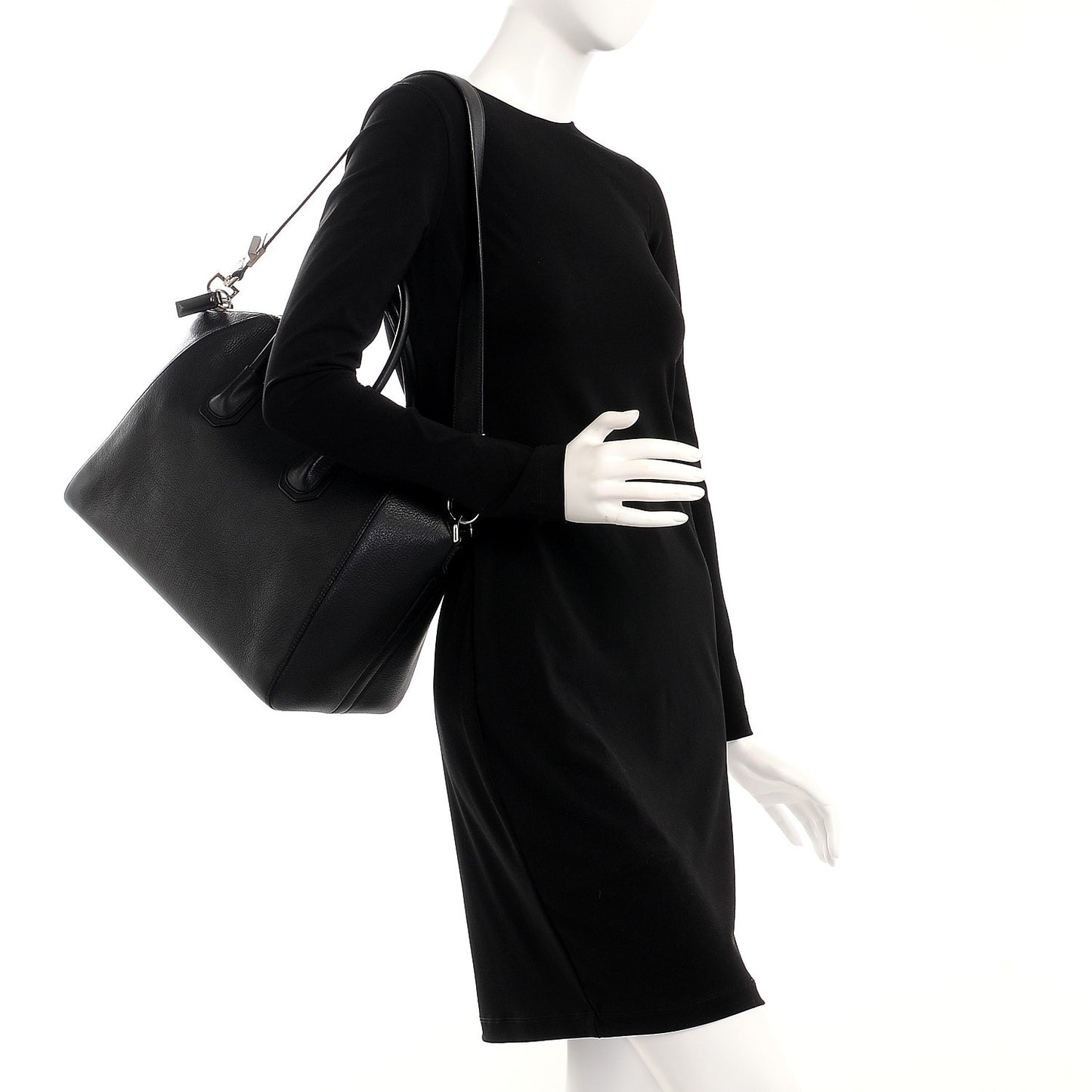 Sugar Goatskin Medium Antigona Black