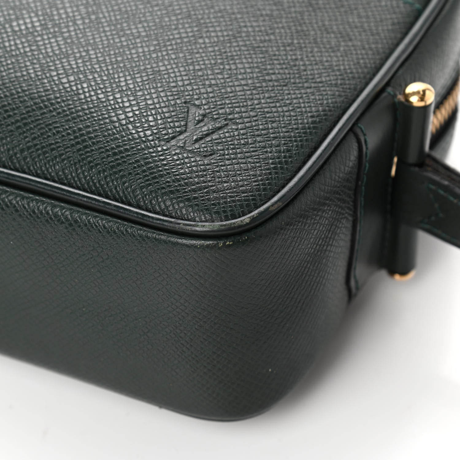 Louis Vuitton Taiga Kaluga Toiletry Pouch Epicea 9 of 17