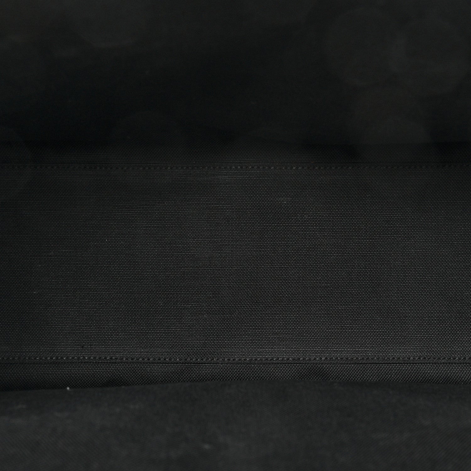 Gucci Monogram Jumbo GG Textured Dollar Calfskin Tote Bag Black 5 of 13