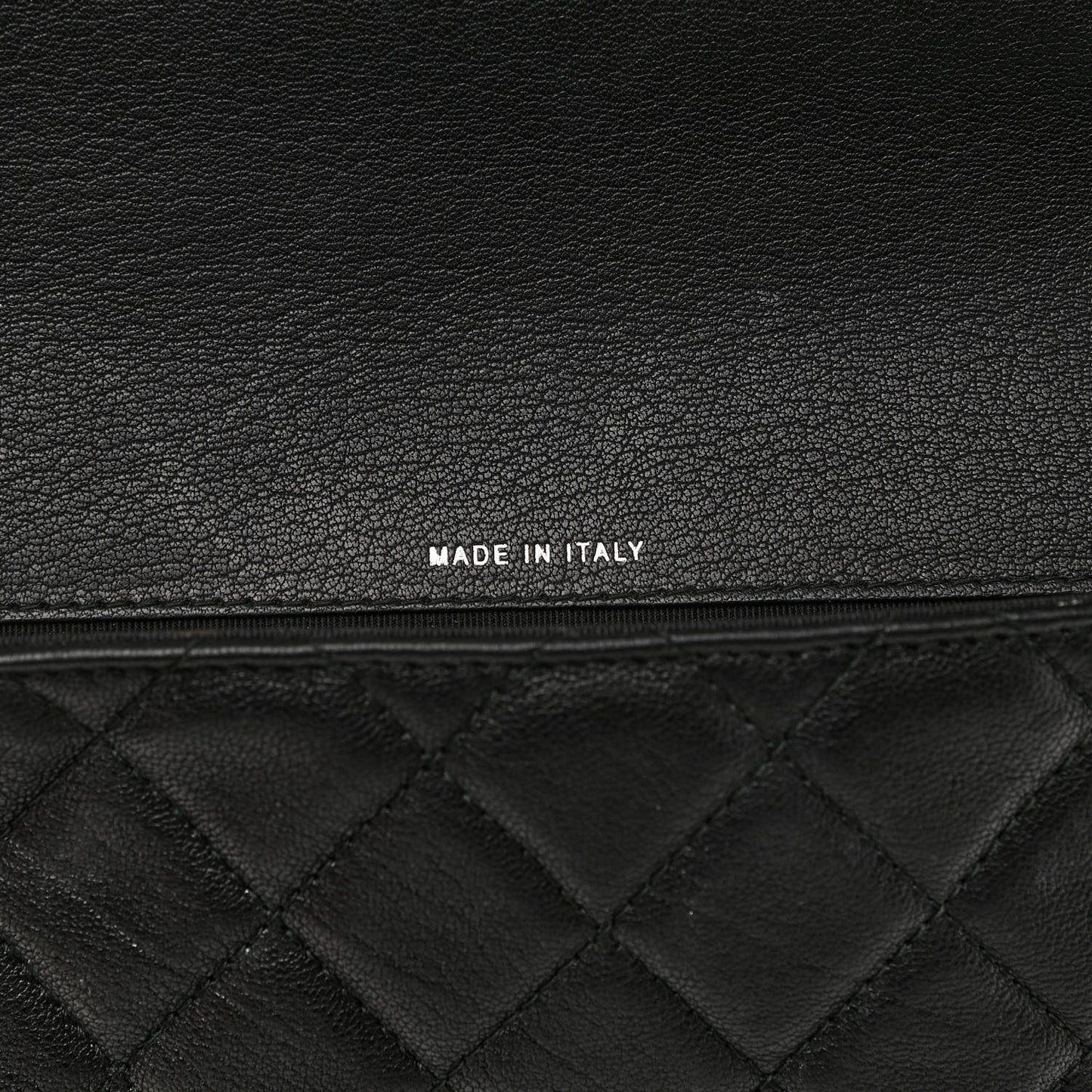 Goatskin Quilted CC Box Pouch Black