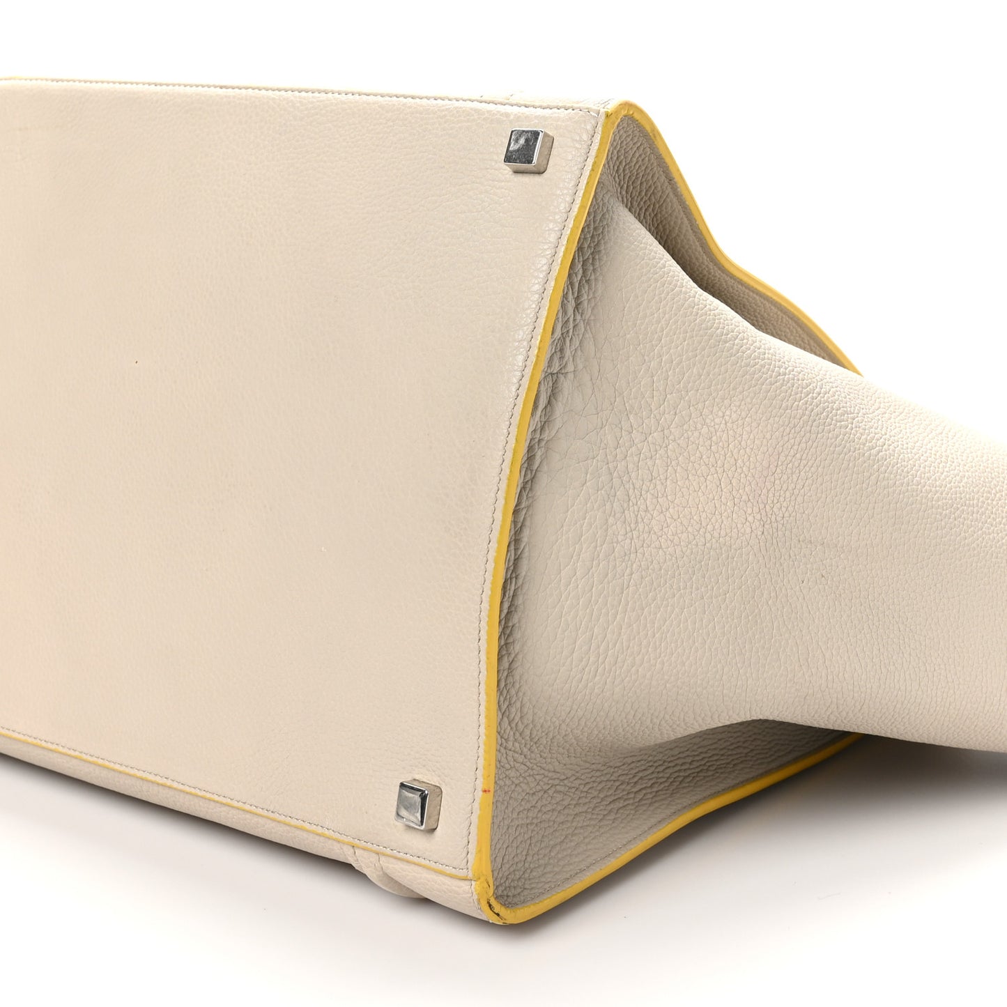 Grained Calfskin Medium Phantom Luggage Powder