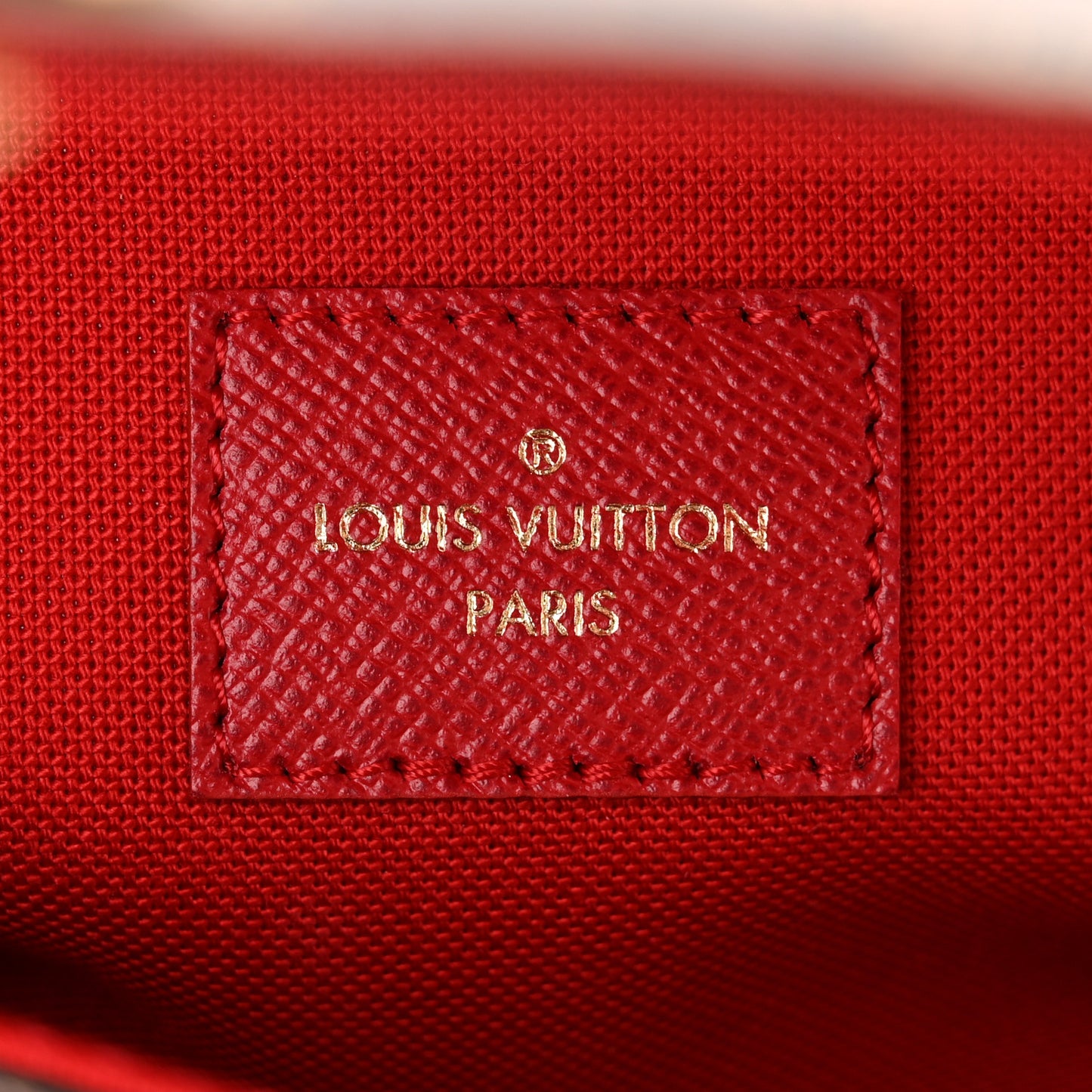 Damier Ebene Pochette Felicie Chain Wallet