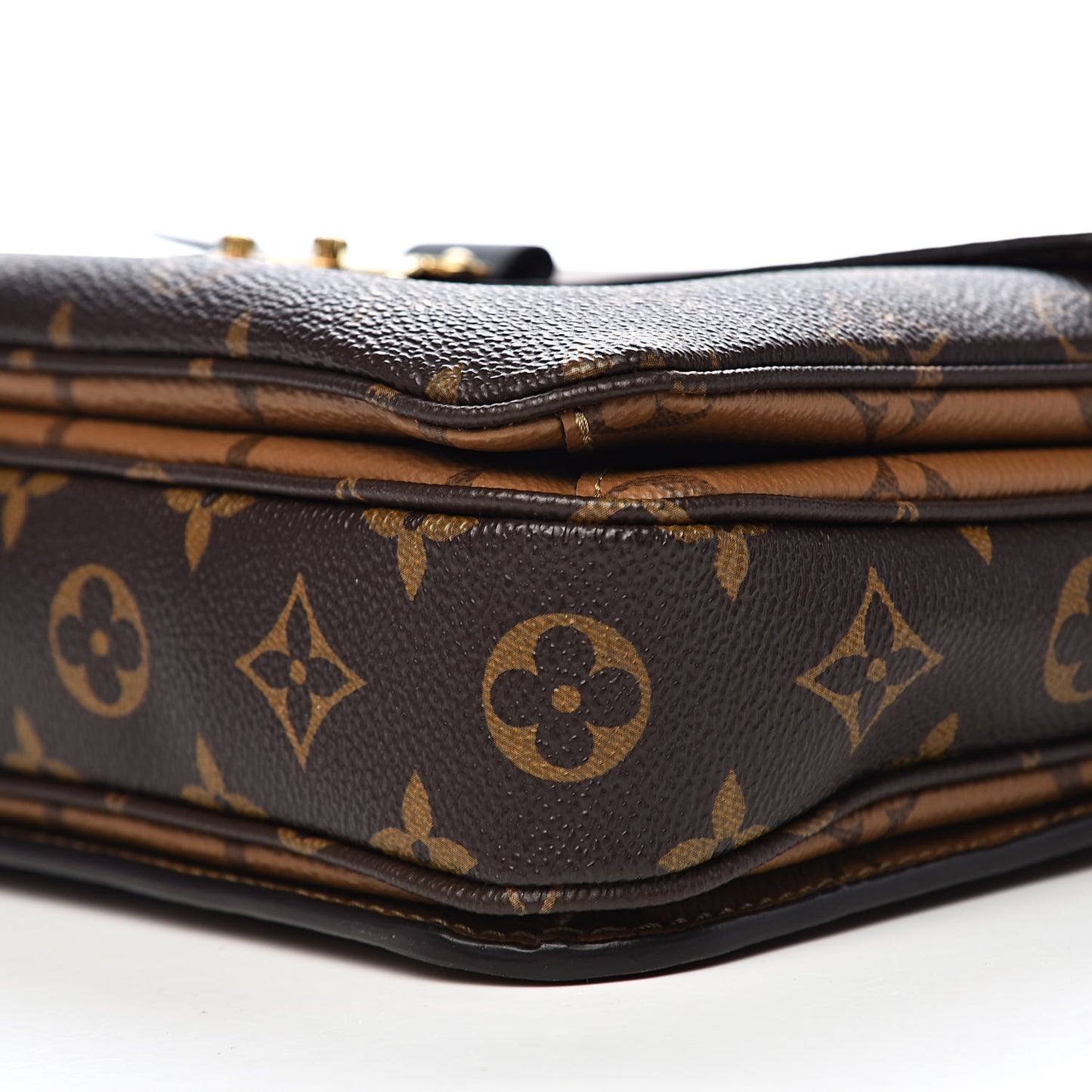 Reverse Monogram Pochette Metis