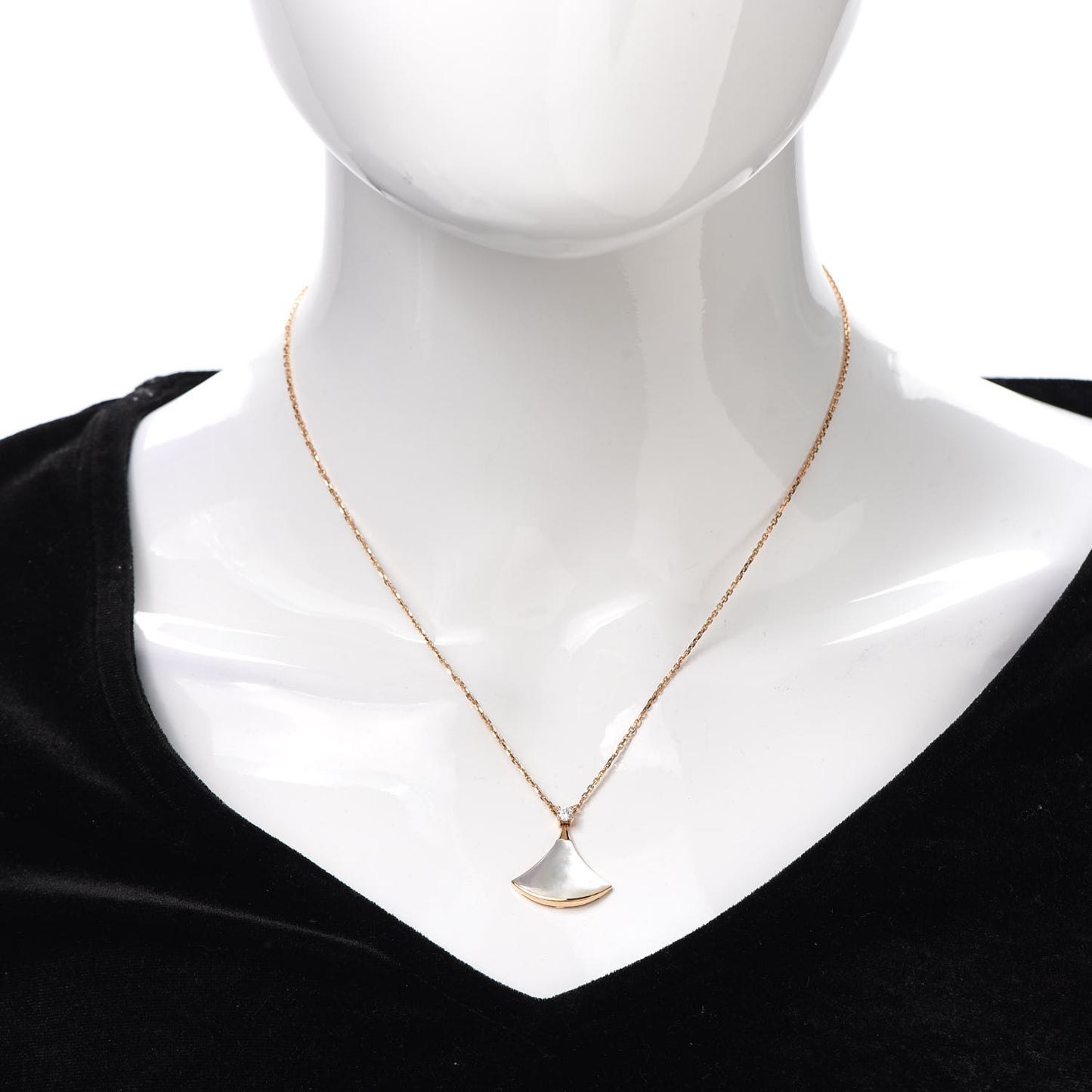18K Rose Gold Diamond Mother of Pearl Divas' Dream Pendant Necklace