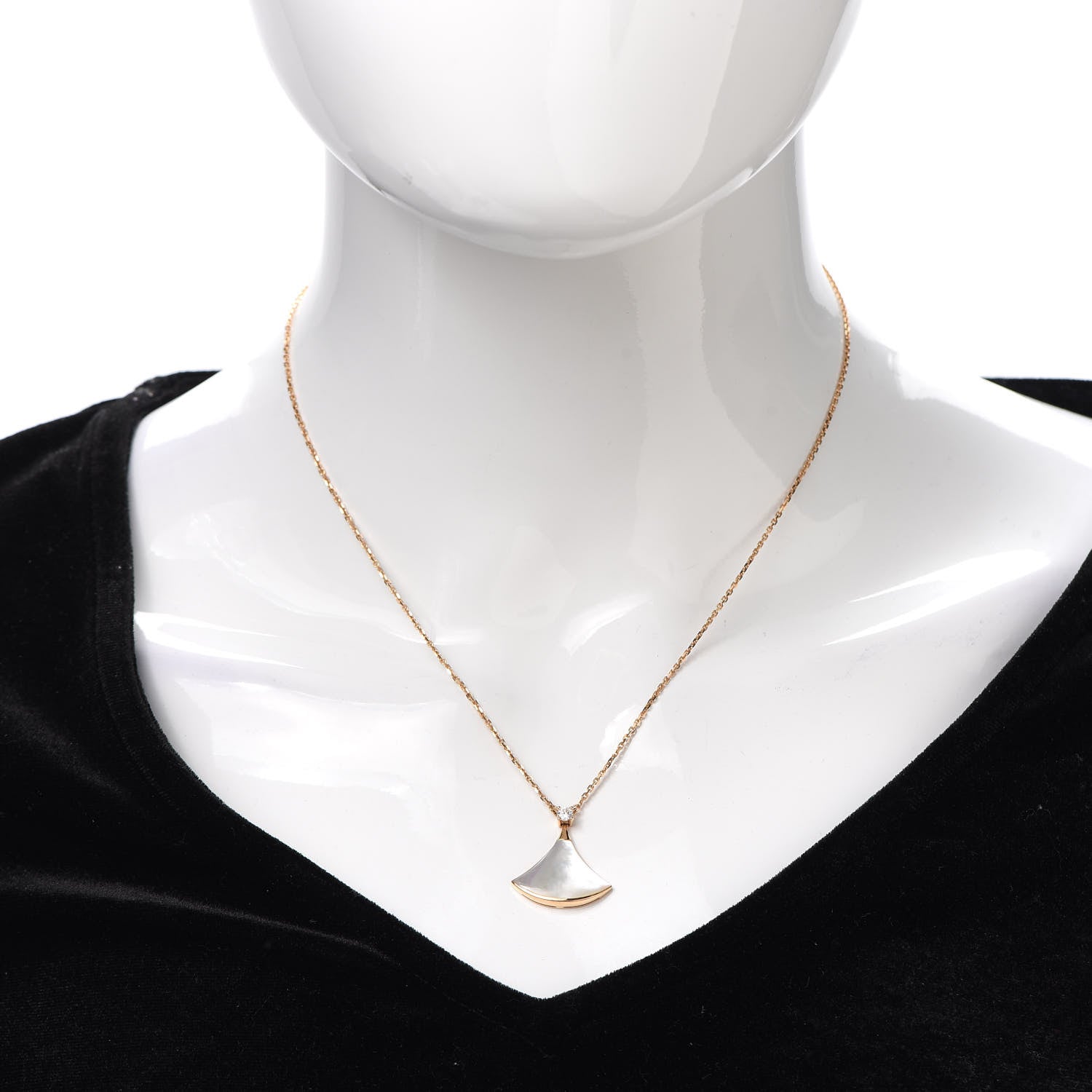 Bulgari 18K Rose Gold Diamond Mother of Pearl Divas' Dream Pendant Necklace 2 of 5