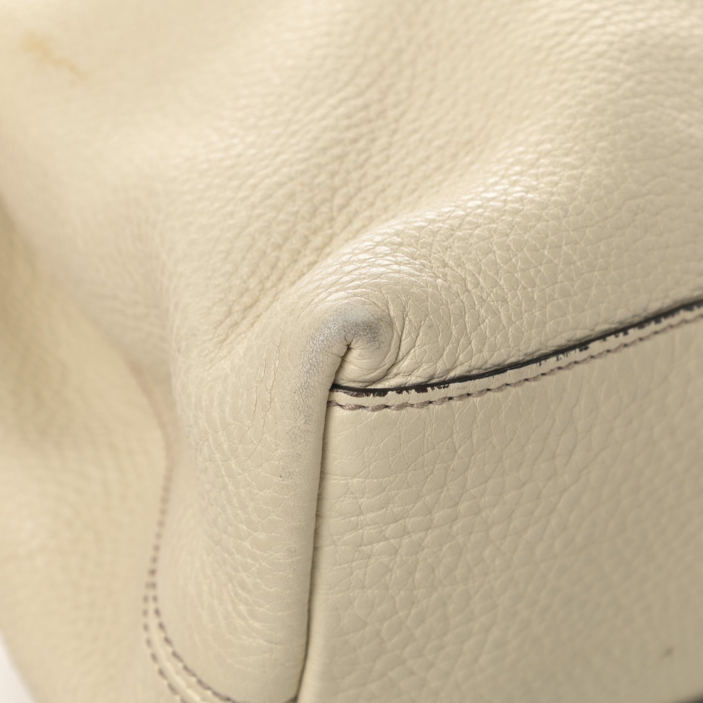 Pebbled Calfskin Medium Soho Chain Shoulder Bag Off White