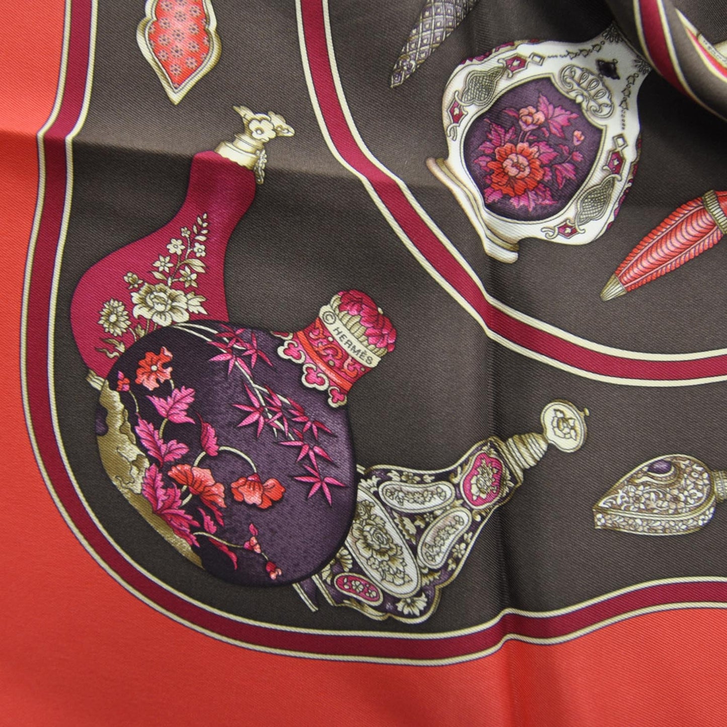 Silk Flacons Scarf 70